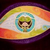 A szem, mely az értéket meglátja, világot teremt általa - Fazekas Ildika Alda selyemre festett kép